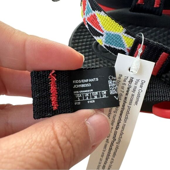 Chaco ZX1 Ecotread Colorful Camper Multicolor Strappy Water Friendly Sandals NWT - Picture 8 of 10